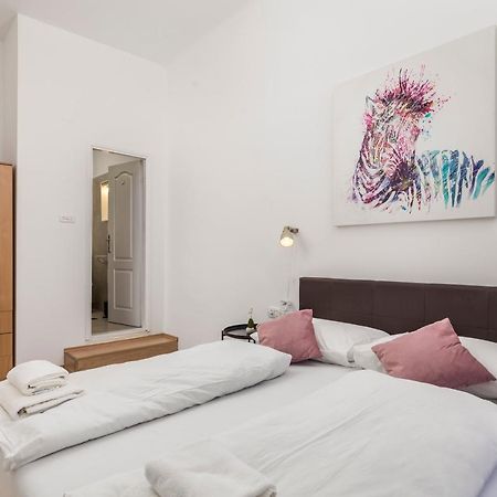 Apartment Doris リエカ エクステリア 写真